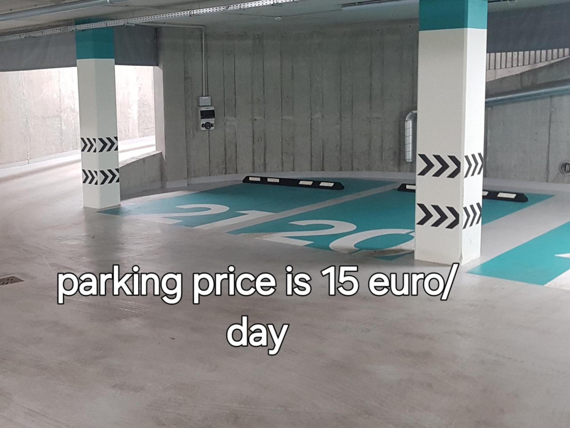 Happy Inn Studio Historic Center, Self Check-In, Ac, Parking In The Undergrnd Garage, VNO Extérieur photo